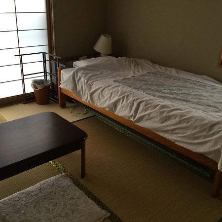 Guesthouse Cosmo Tokusima Kültér fotó